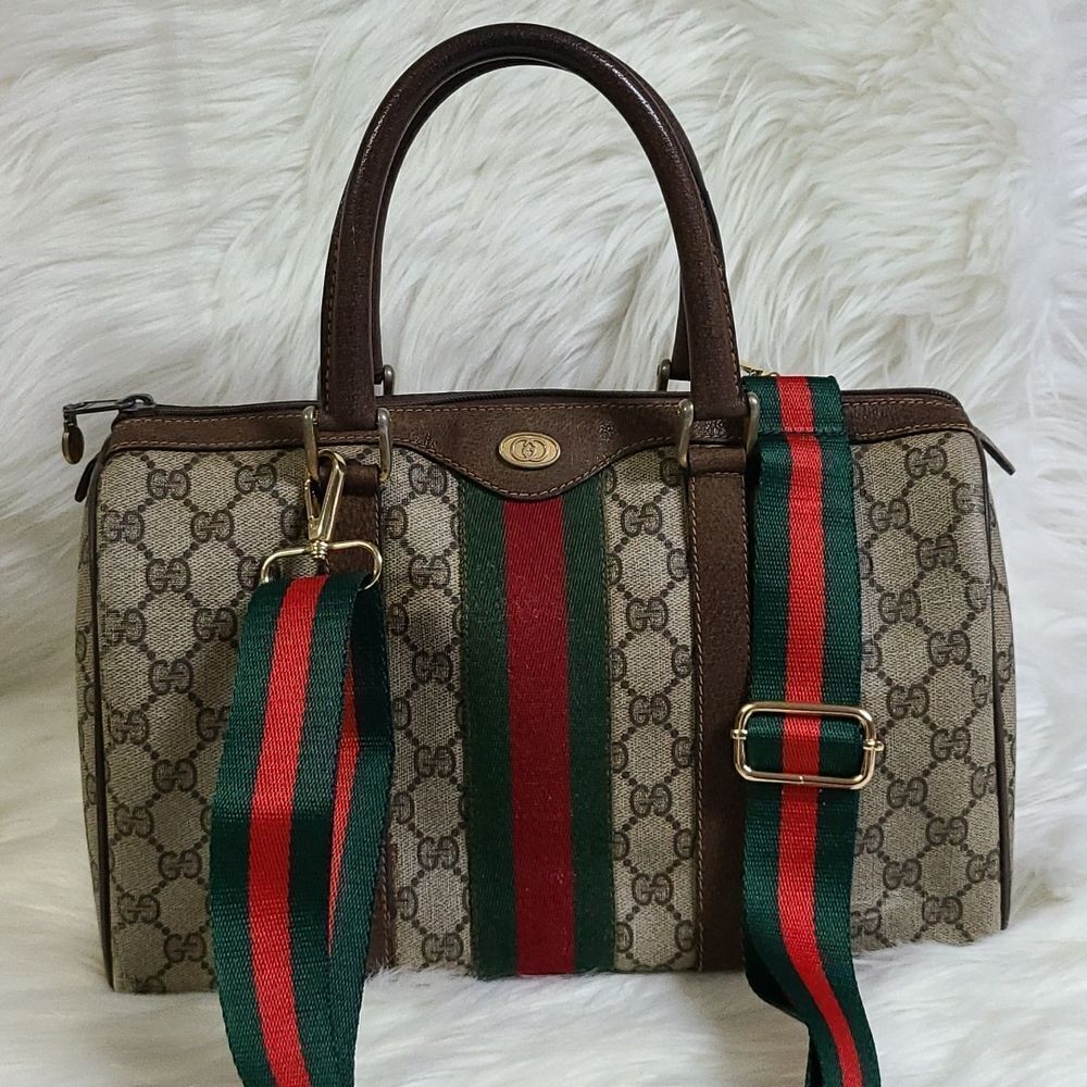 💯Authentic Gucci Handbag 🍀 - Picture 6 of 17